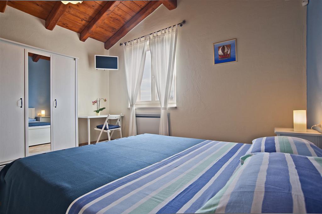 B&B Toca La Louna Vodnjan Ruang foto